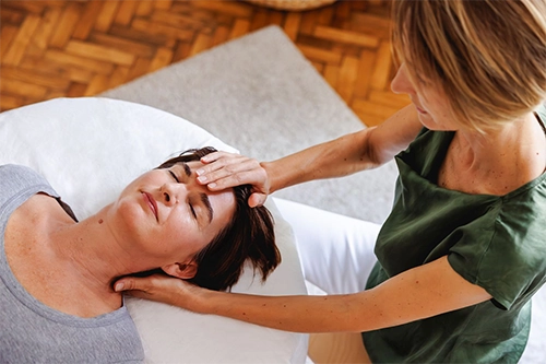 Dörthe Lichtenthaler I Craniosacrale Körperarbeit 1120 1130 Wien